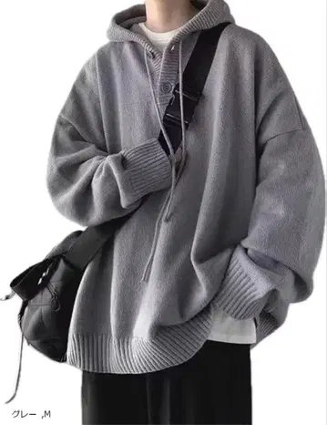 그레이 니트 스웨터 M 사이즈
