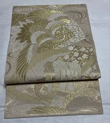 후쿠로 오비 화이트 베이스에 금실