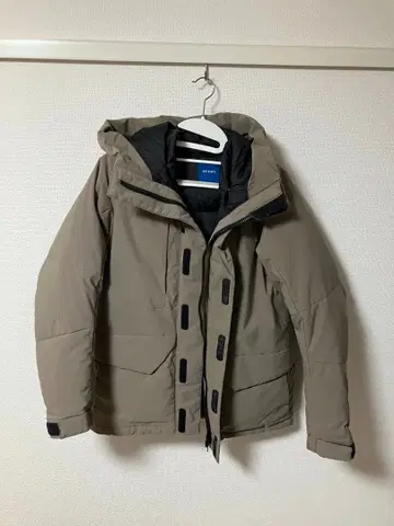 BEAMS 후드 부착 다운 자켓 S 카키