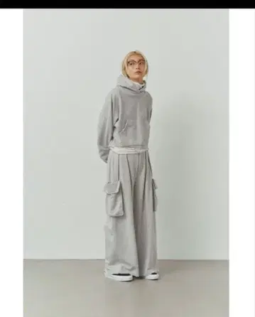 ALEXIA STAM 맨투맨 와이드 팬츠