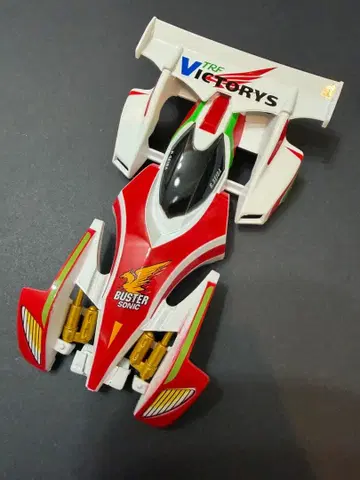 미니 사륜구동 버스터 소닉 TRF 빅토리 사양 플라스틱 바디 페인팅 완료