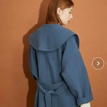 마드모아젤 로페리버 울 코트 블루 하프 블루