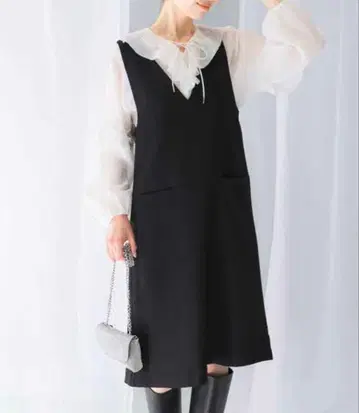 미사용 어반 리서치 원피스 애로우즈 soeju 미즈이로 인드