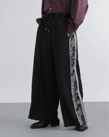 HARE 시크릿 자카드 라인 팬츠