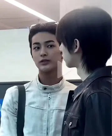 cortis KEONHO 착용 ZARA MAN 자켓 M