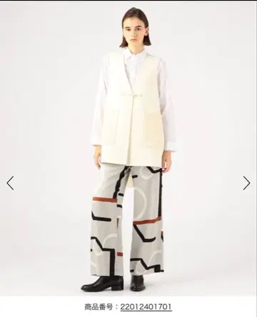 새상품 미사용 tomorrowland 더블 페이스 샤기 노카라 베스트