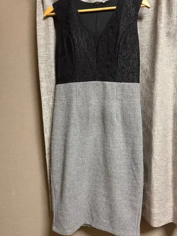 레이스 타이트 드레스 블랙과 그레이