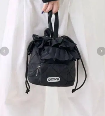 프릭스스토어 x 아웃도어 프릴 숄더백 블랙