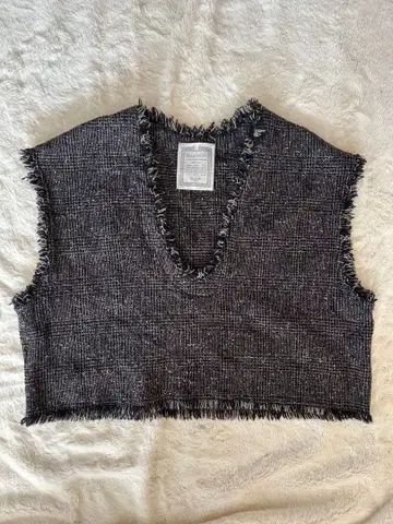 [ 새상품급 ] 비어즐리 트위드 베스트 레이어드 그레이