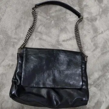 ZARA 플랩 락카 숄더백 블랙 체인 itzy 유나