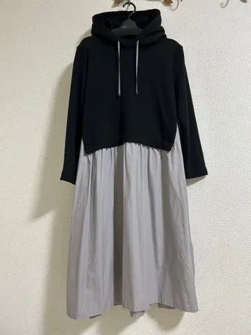 새상품 noa-ge 후드 부착 티어드 롱 원피스 블랙