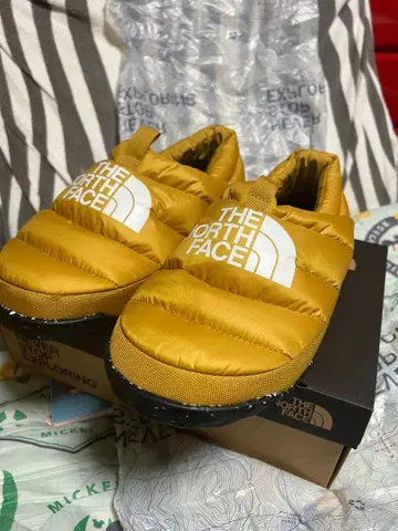 눕시 다운 뮬 US 8