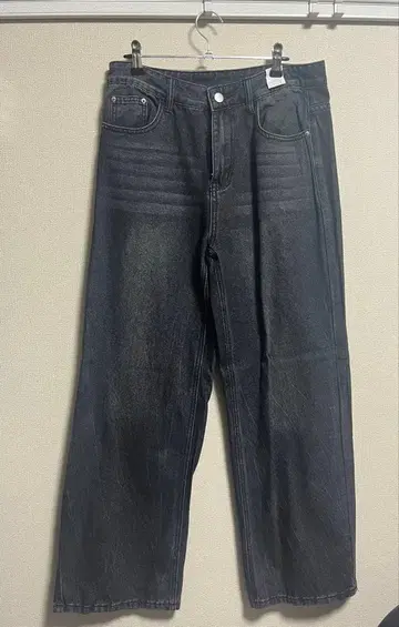 다크 그레이 스트레이트 데님