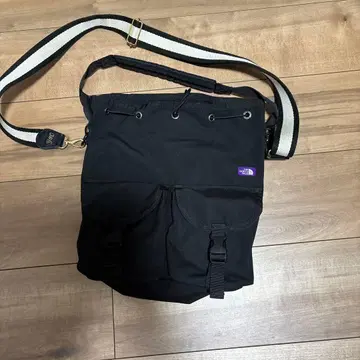 THE NORTH FACE 블랙 숄더백