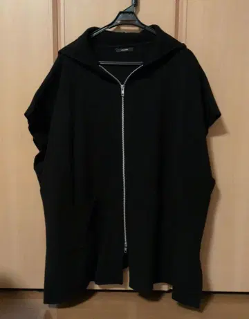 [새상품급] JOURNAL STANDARD 후디 판초 블랙