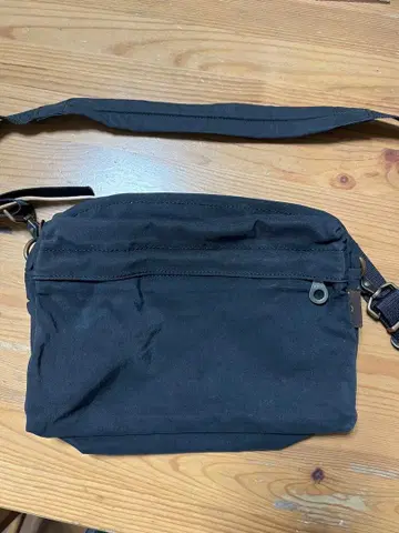 아츠 앤 크래프츠 숄더백