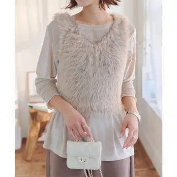 고베 레터스 믹스 샤기 페더 니트 베스트 베이지 x 브라운 새상품