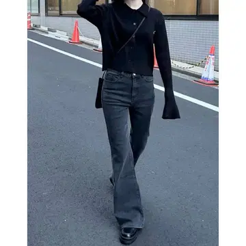 [ 미사용 새상품 ] 완판템 17HR 플레어 슬리브 니트 가디건