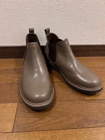 미난포르크 가죽 사이드 고어 부츠 그레이 사이즈 37