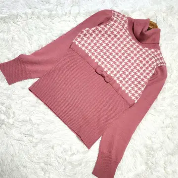 갤러리 비스콘티 하운드투스 체크 패턴 터틀넥 스웨터 핑크 리본 리브 니트