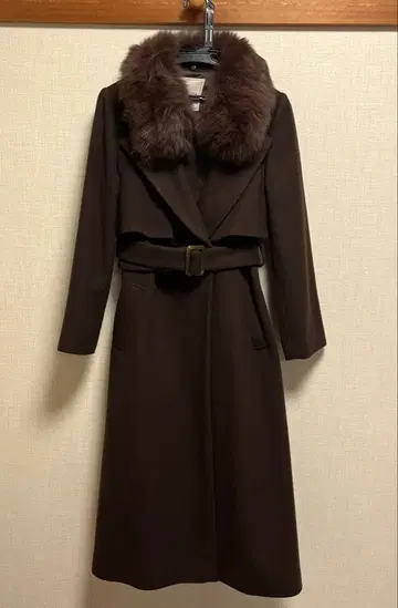 Apuweiser-riche 롱 코트