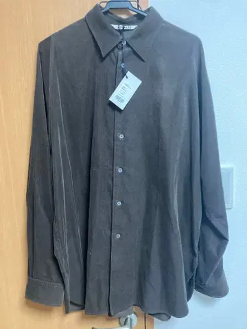 오라리 다크 브라운 코듀로이 셔츠 사이즈 4