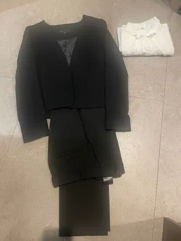 UNIQLO 정장 세트