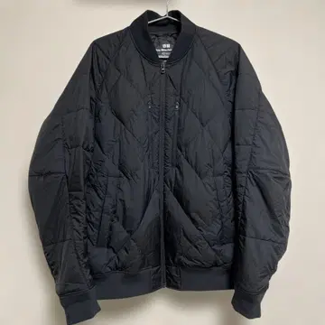 [ 유니클로 화이트 마운티니어링 리사이클 하이브리드 다운 ]