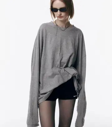 JOSE MOON LONG SLEEV OVER TSHIRT