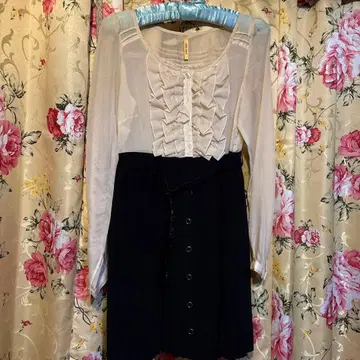 ROYAL PARTY 프릴 긴팔 미니 원피스