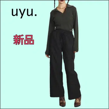새상품 [ uyu. ] 푸쿠레 자카드 카고 팬츠 블랙