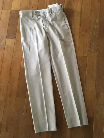 유나이티드 애로우즈 베이지 슬랙스 42