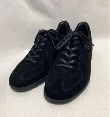 GERMAN TRAINER 저먼 트레이너 블랙 올 블랙