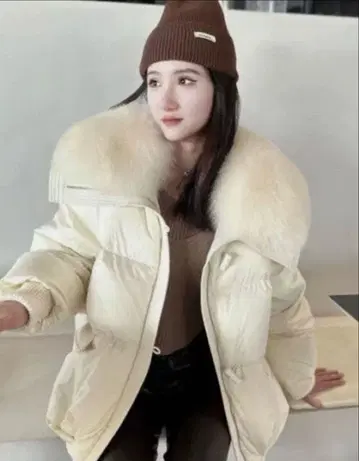 퍼 트리밍 빅 칼라 다운 자켓