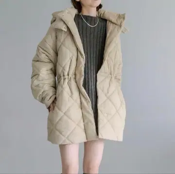 mystic 퀼팅 다운 자켓 베이지 사이즈 2