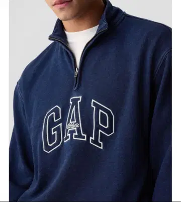 GAP 로고 헤비 웨이트 하프 지퍼 풀오버