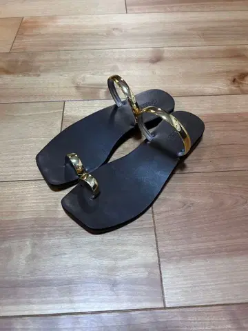 LOUNGEDRESS GALENA/갈레나 스퀘어 러버 샌들 36