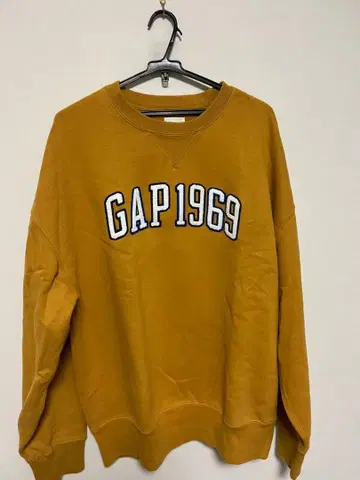 GAP 1969 트레이닝복 머스타드