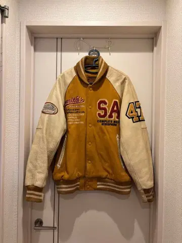 SMITH'S AMERICAN 바시티 자켓 겨자색(옐로우 컬러)