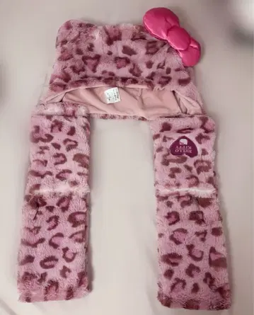 유니버셜 헬로키티 레오파드 무늬 머플러 햇