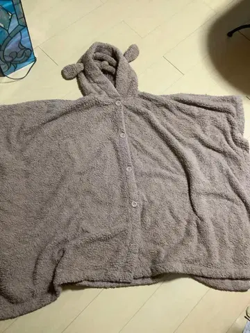 젤라또피케 베어 후드 귀 달린/착용 담요 가운