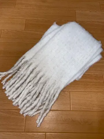 AFTERNOON TEA WARDROBE 머플러 화이트