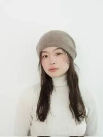 ROSARY MOON Bucktail Knit Beanie MOCHA