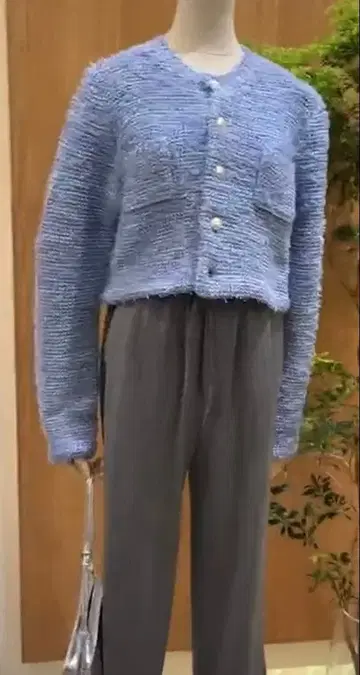 MIESROHE 숏 기장 트위드 조 니트 가디건 스카이블루