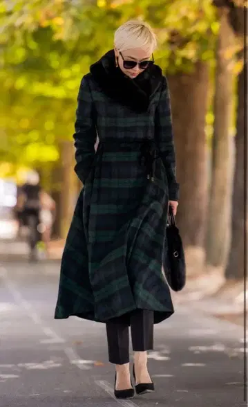 JENNE 블랙워치 플레어 롱 코트