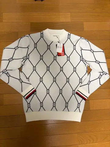 기하학 패턴 화이트 스웨터 M