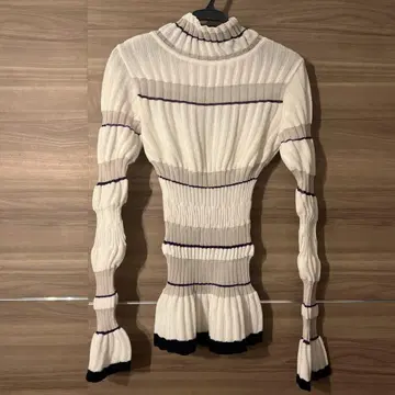 UNITED TOKYO 랜덤 시어 리브 니트