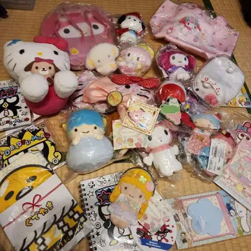 산리오 굿즈! 다수!