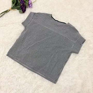 23구 티셔츠 스트라이프 절개 디자인 일본제 면 혼방 성숙 캐주얼