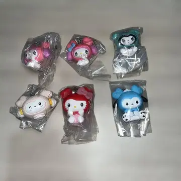 TWICE 산리오 키링